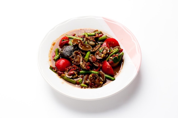 Тарелка с блюдом